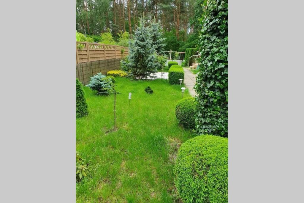 Dom Pelen Pasji - Holiday Home Bronisław Esterno foto